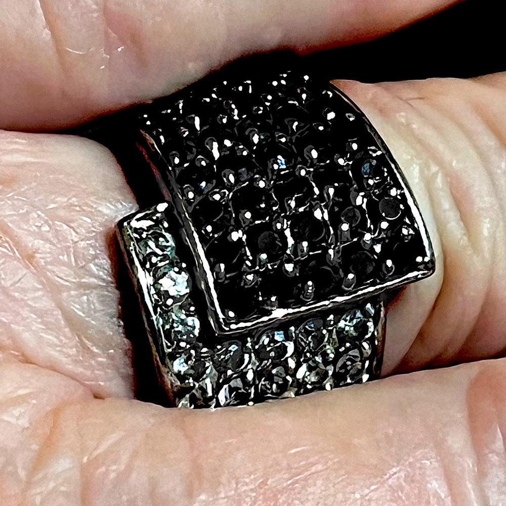 Black and clear rhinestone ring